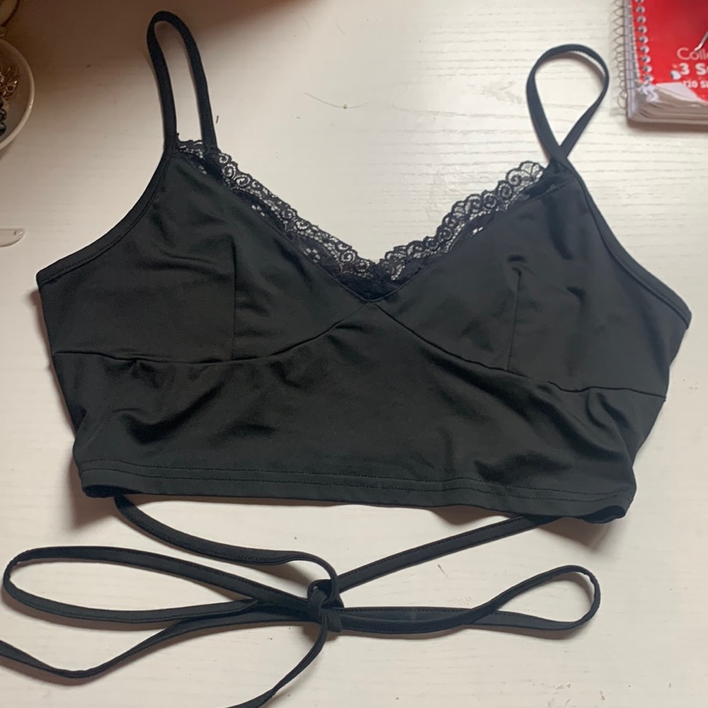 Black tank top!🖤
